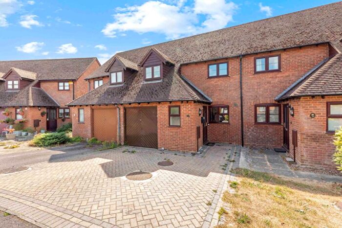 4 Bedroom Terraced House For Sale In Jasmine Crescent, Princes Risborough, HP27