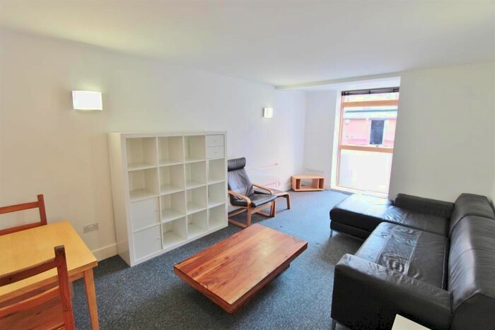 2 Bedroom Flat To Rent In Smithfield Apartments, Rockingham Street, Sheffield, S1