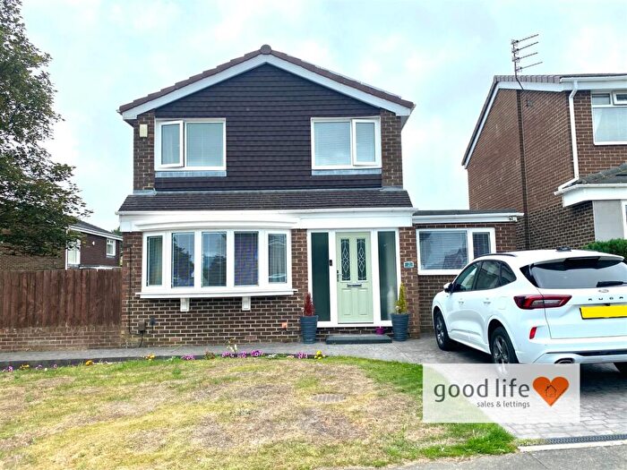 3 Bedroom Detached House For Sale In Marcross Drive, Moorside, Sunderland, SR3