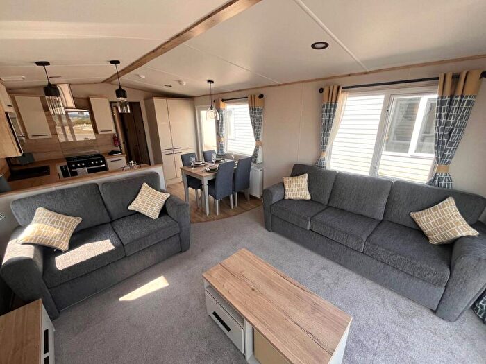 2 Bedroom Caravan For Sale In Ash Close, Alnwick, NE66