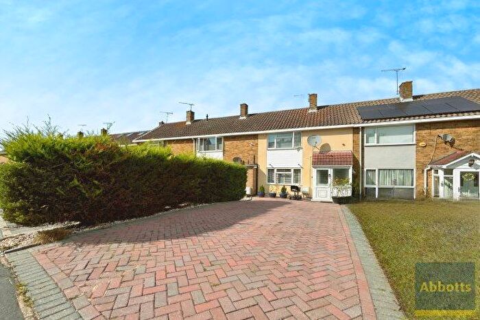 2 Bedroom Property To Rent In Rantree Fold, Basildon, SS16