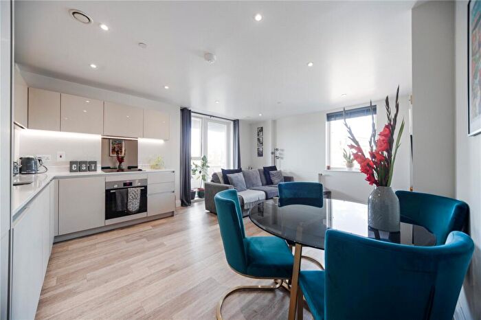 2 Bedroom Apartment For Sale In Montmorency Gardens, London, N11