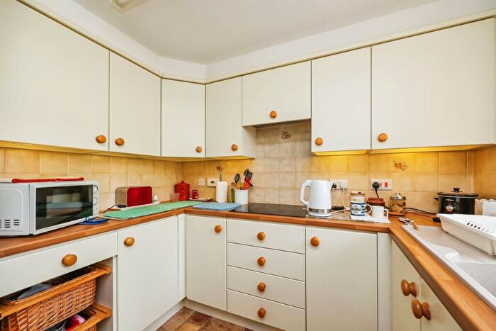 2 Bedroom Detached Bungalow For Sale In Brookhill Leys Road, Eastwood, Nottingham, NG16