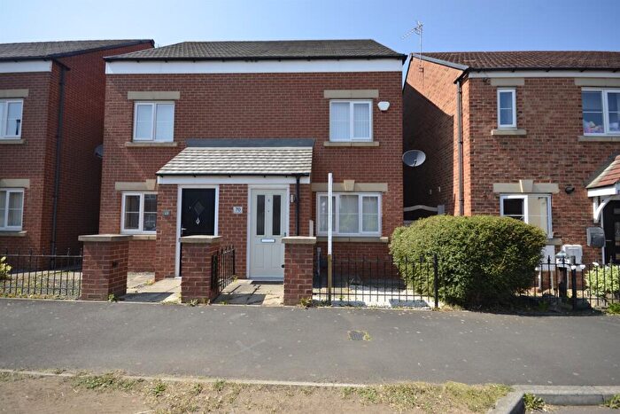 3 Bedroom Semi-Detached House To Rent In Barnwell View, Houghton Le Spring, DH4