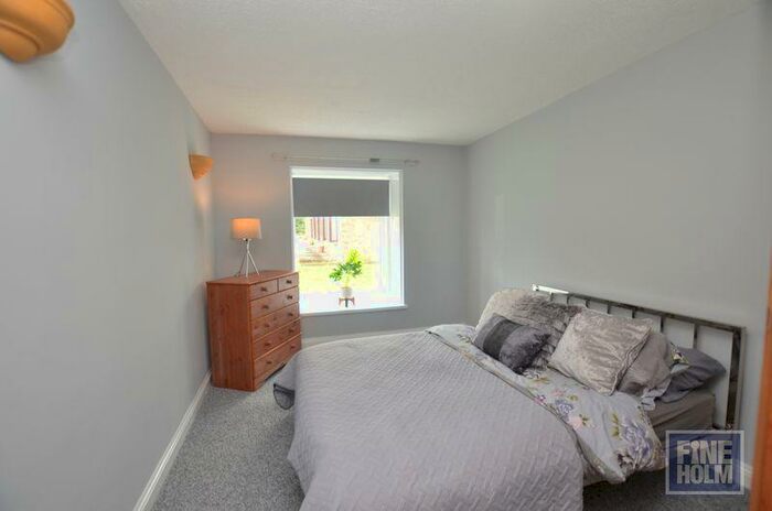 1 Bedroom Flat To Rent In Clyde Houses, The Furlongs, Hamilton, Lanarkshire, ML3