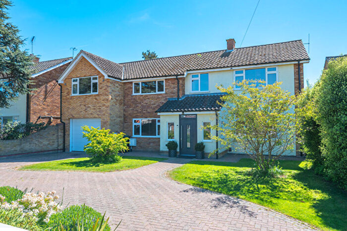 4 Bedroom Detached House For Sale In Cliff Road, Felixstowe, IP11