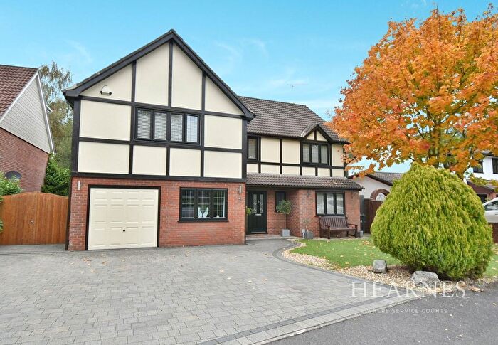 4 Bedroom Detached House For Sale In Cedar Way, Ferndown, BH22