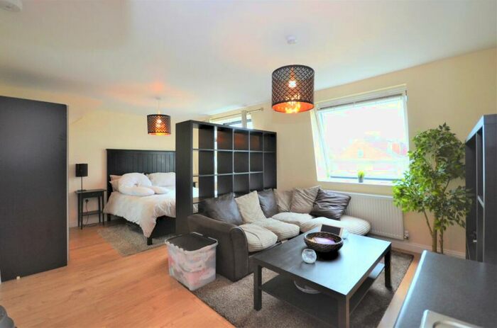 Flat To Rent In Jeffreys Street, Camden, NW1