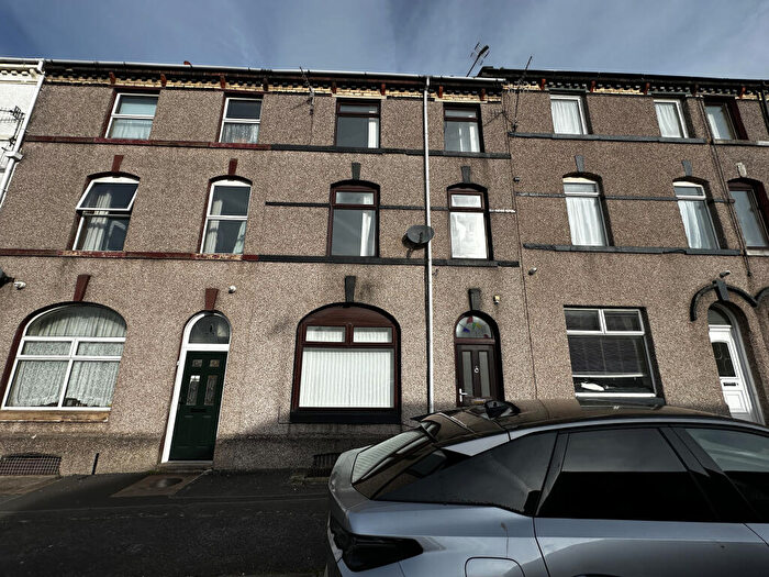 6 Bedroom Terraced House For Sale In Nelson Street, Barrow-in-Furness, Cumbria, LA14