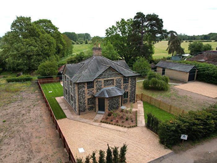 2 Bedroom Cottage To Rent In Flint Cottages, Culford, IP28