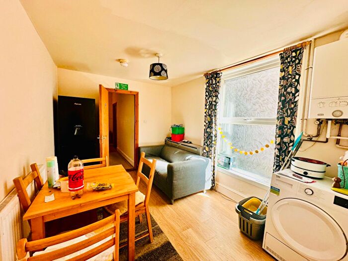 1 Bedroom Terraced House To Rent In Room, Beach Street, Swansea, SA1