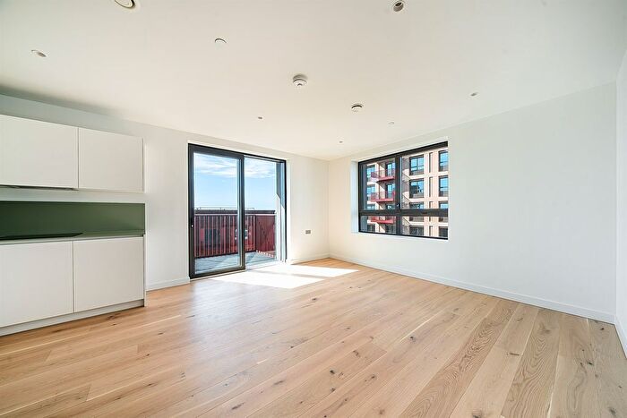 1 Bedroom Flat To Rent In Beacon, Pilot Walk, Peninsula Gardens, Lower Riverside, Greenwich Peninsula, SE10
