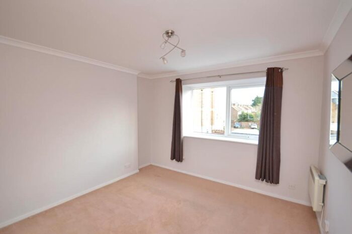 2 Bedroom Apartment To Rent In Alma Road, Windsor, SL4