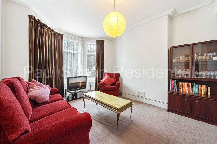3 Bedroom Terraced House For Sale In Warwick Gardens, Harringay, London, N4