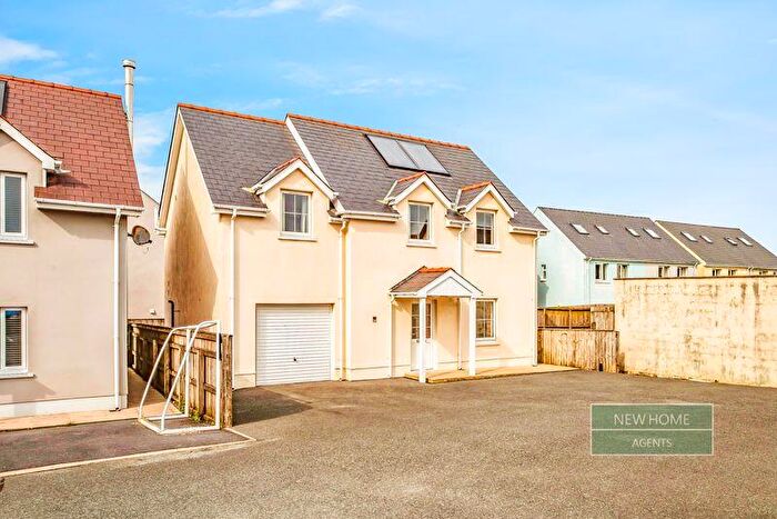 4 Bedroom Detached House For Sale In Llain Drigarn, Crymych, SA41