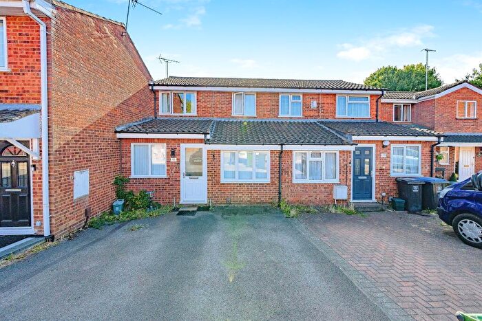 3 Bedroom Terraced House For Sale In Berkeley Square, Hemel Hempstead, HP2