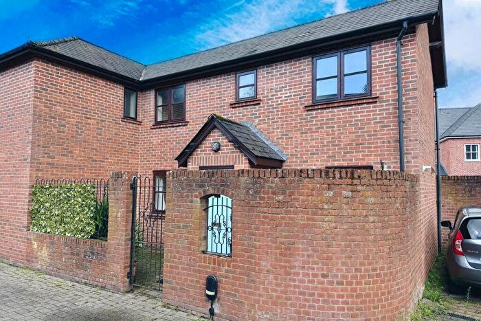 2 Bedroom Semi-Detached House For Sale In The George Mews, Ringwood, BH24