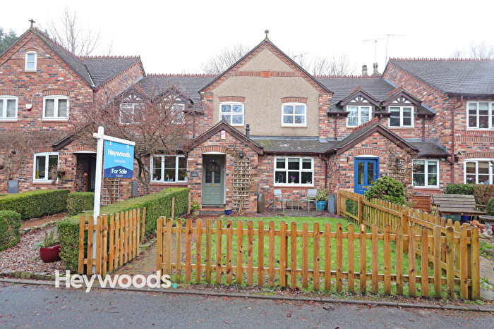 2 Bedroom Town House For Sale In River Lea Mews, Madeley, Crewe, Cheshire, CW3