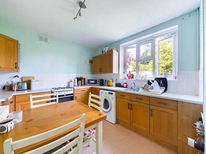 4 Bedroom Terraced House To Rent In Alderwood Road, London, SE9