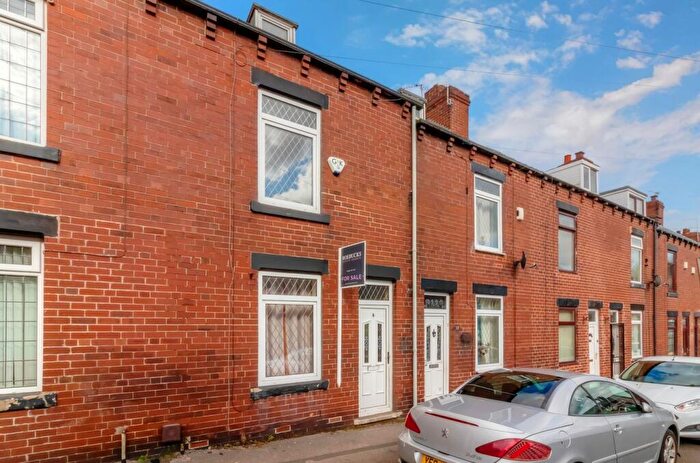 3 Bedroom Terraced House To Rent In Jackson Street, Cudworth, Barnsley, S72