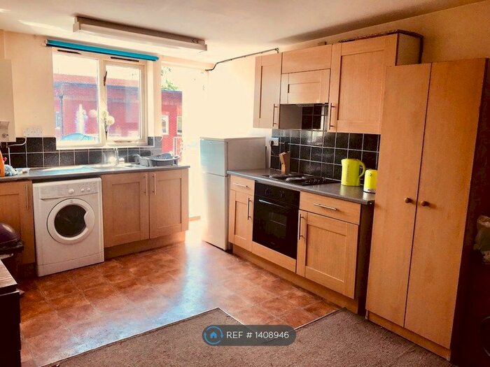 Studio To Rent In Cardiff Road, Luton, LU1