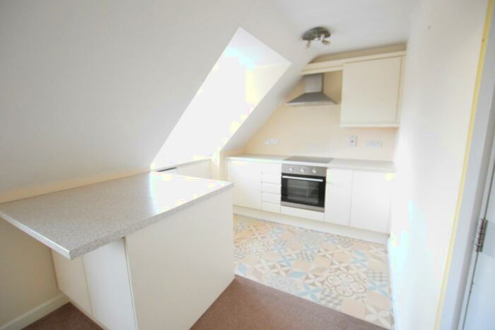 1 Bedroom Flat To Rent In Beech Road, St Albans, AL3