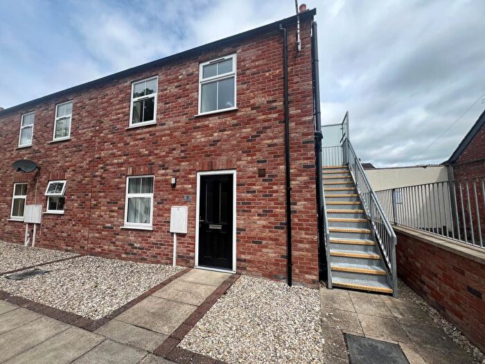 1 Bedroom Flat For Sale In Shakespeare Mews, Lincoln, LN5