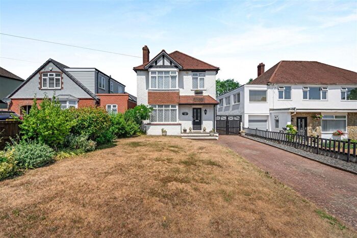 3 Bedroom Detached House For Sale In London Road, Leybourne, ME19