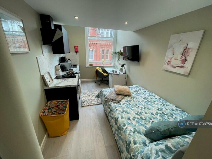 Studio To Rent In Broad Street, Nottingham, NG1