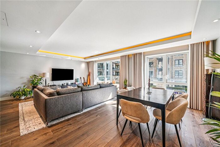 2 Bedroom Flat For Sale In Distillery Wharf, Chancellors Road, London, W6