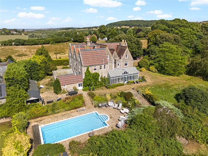 8 Bedroom Detached House For Sale In Staplestreet Road, Hernhill, Faversham, Kent, ME13