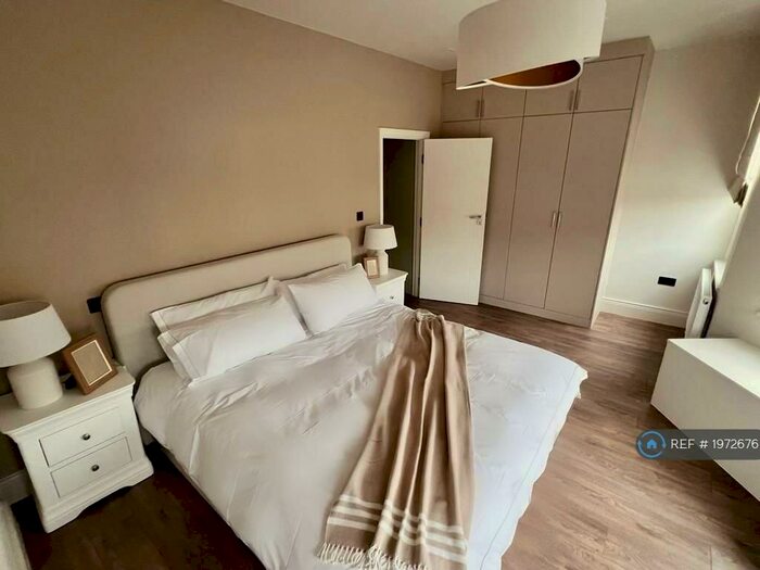 2 Bedroom Flat To Rent In Marlborough Road, London, N22