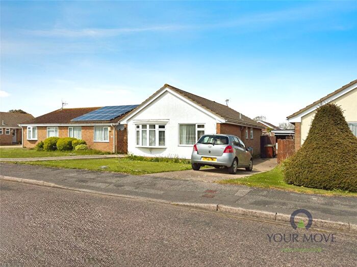 3 Bedroom Bungalow For Sale In Tolkien Road, Eastbourne, East Sussex, BN23