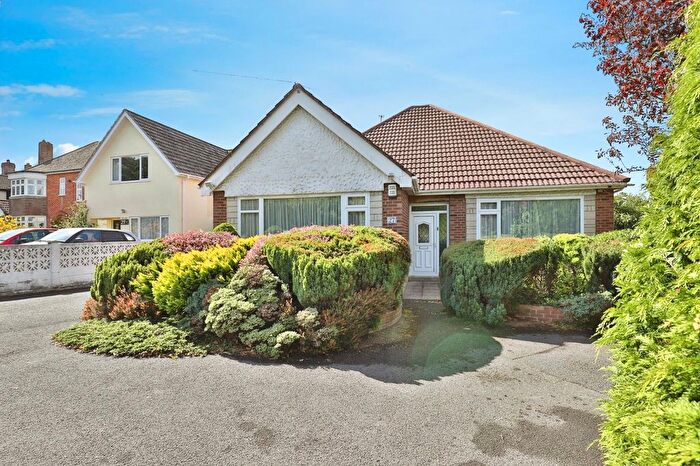 4 Bedroom Bungalow For Sale In Headswell Avenue, Redhill, Bournemouth, Dorset, BH10