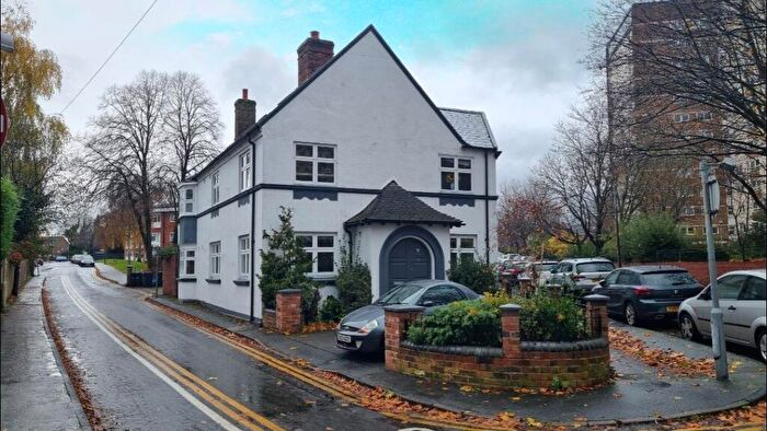 2 Bedroom Flat To Rent In Red Lion House, Lion Street, Stourbridge, DY8