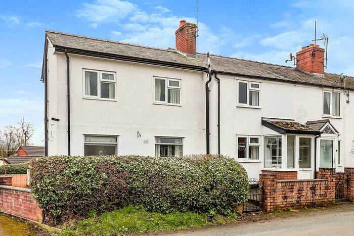 3 Bedroom End Of Terrace House For Sale In Carreghofa, Llanymynech, Powys, SY22