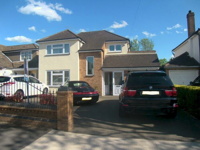 4 Bedroom Detached House To Rent In Great Nelmes Chase Hornchurch Essex, RM11