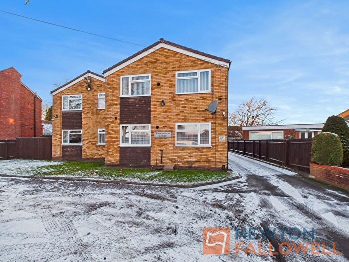 2 Bedroom Flat For Sale In Green Lane, Shelfield, WS4