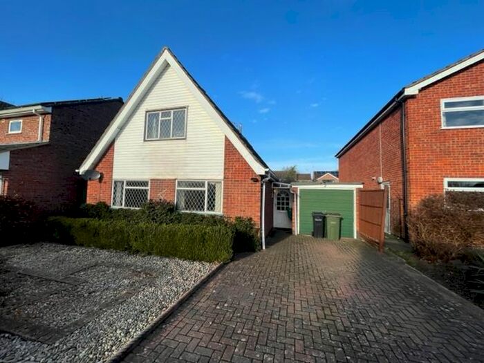 3 Bedroom Property To Rent In Grafton Drive, Wigston, LE18