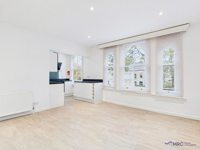 1 Bedroom Flat To Rent In Westbourne Avenue, Hull, HU5