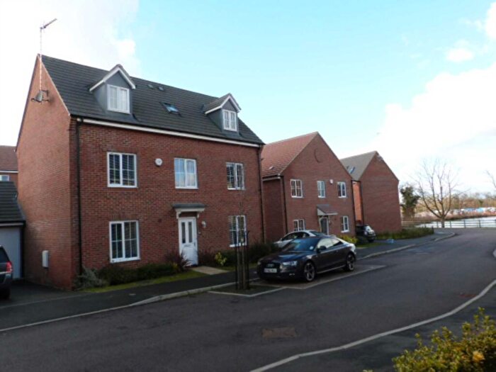 5 Bedroom Detached House To Rent In Cable Crescent, Woburn Sands, MK17