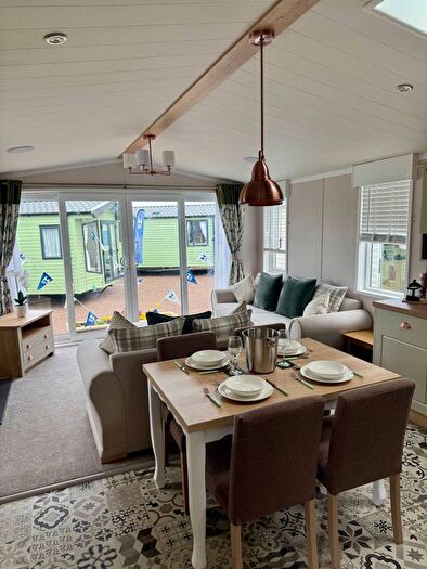 2 Bedroom Lodge For Sale In Eyemouth Road, Coldingham, Eyemouth, TD14