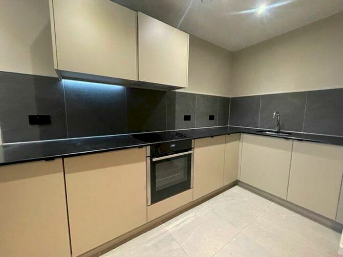 1 Bedroom Apartment To Rent In City Gardens, M15
