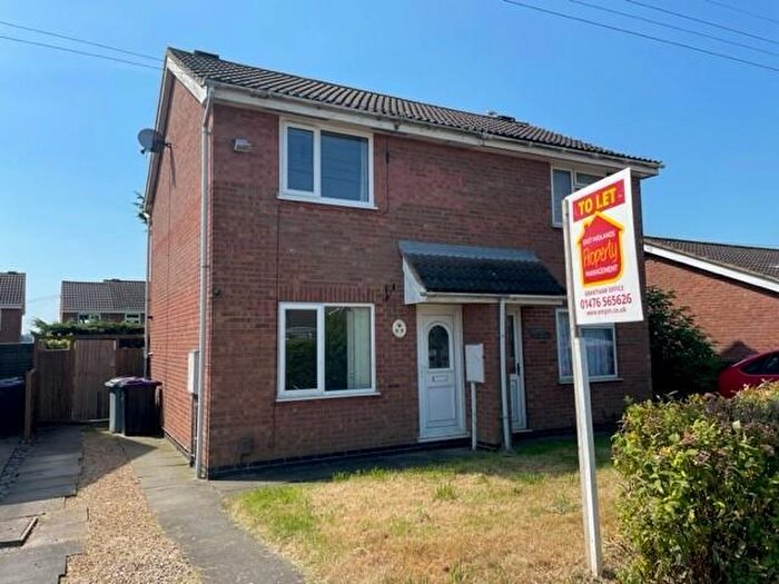 2 Bedroom Semi-Detached House To Rent In Chelmsford Drive, Grantham, NG31