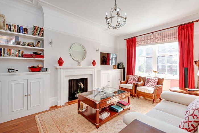 2 Bedroom Flat To Rent In Grove Court, Grove End Road, St John's Wood, London, NW8