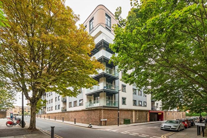 1 Bedroom Flat For Sale In Raine Street, Wapping, E1W