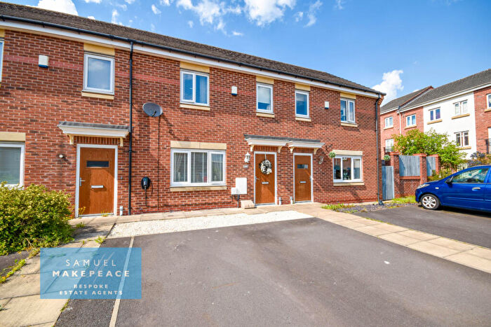 3 Bedroom Town House For Sale In Burleigh Close, Hanley, Stoke-on-Trent, ST1