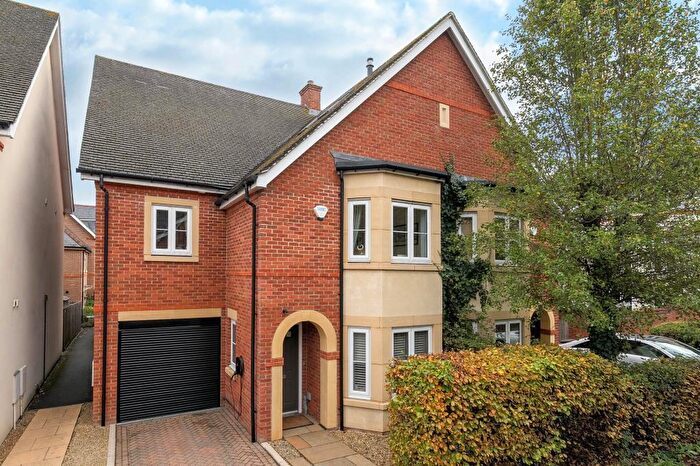 4 Bedroom Semi Detached House For Sale In Maywood Road, Iffley Fields, Oxford, OX4