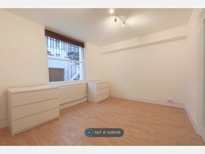 2 Bedroom Flat To Rent In Ifield Road, London, SW10