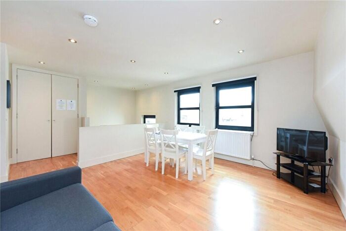 2 Bedroom Apartment To Rent In Hatton Garden, Clerkenwell, London, EC1N